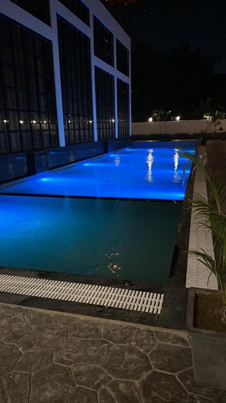 Krown Palace Resort Silvassa Dış mekan fotoğraf